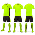 Set de jersey de fútbol simple al por mayor de cuello redondo personalizado